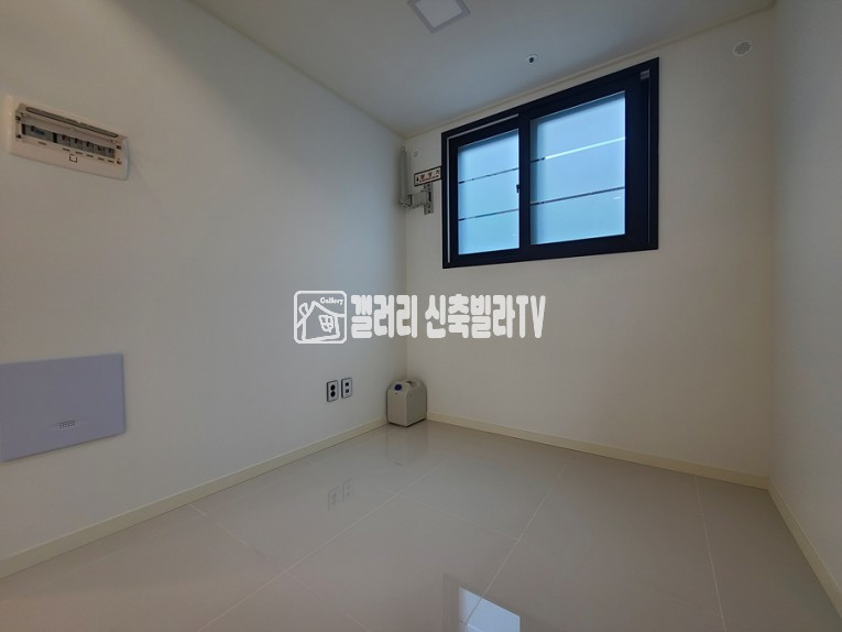 서울 강서구 화곡동 1동 전세가능 ~!! 보증보험100프로가입 / 신축대형빌라 / 방4화2 / 확트인거실 , 조망좋아요~!!! 분양 매물번호 10653 사진 8