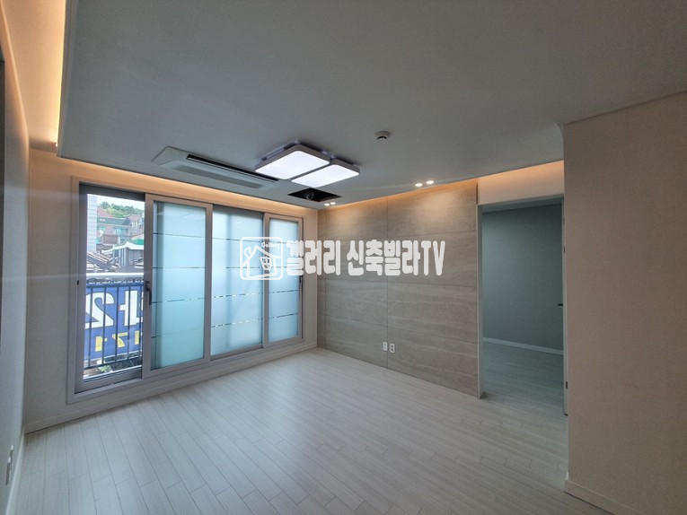 서울 금천구 시흥동 한울중 도 보1분 금천사거리 생활권 모던한 인테리어가 돋보이는 쓰리룸 신축빌라 분양 매물번호 10429 사진 1