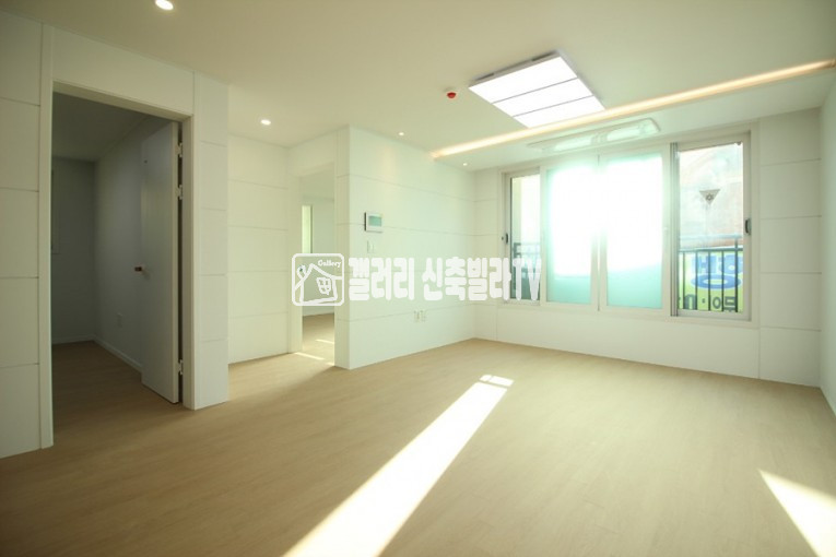 서울 은평구 신사동 A동 잔여1세대 ~! / 확트인거실 , 방3화2 , 최저실입 , 생최 80대출가능 ~!! 분양 매물번호 10971 사진 2