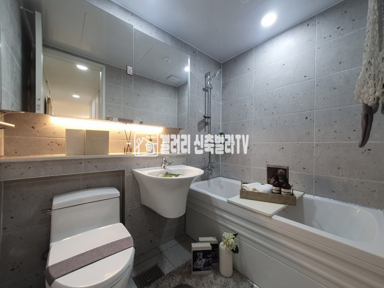 인천 미추홀구 문학동 101동 3개동 , 88세대 대단지 , 주차편리 , 오픈이벤트 , 대형거실 , 최저실입가능합니다. 분양 매물번호 11172 사진 19