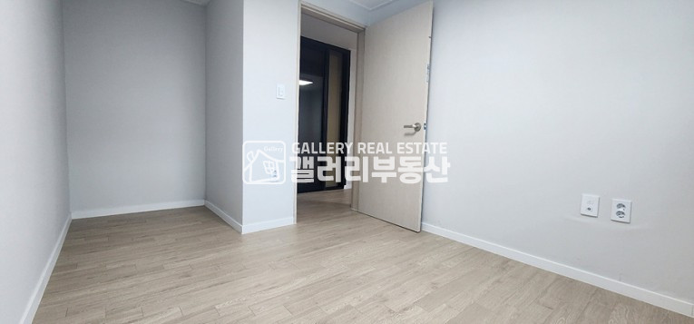 경기 김포시 월곶면 군하리 101동 실입5백 ~포내천뷰 ~!!조용한 주거공간과 가성비 최강의 쓰리룸 신축빌라 낮은실입주금 분양 매물번호 11627 사진 6